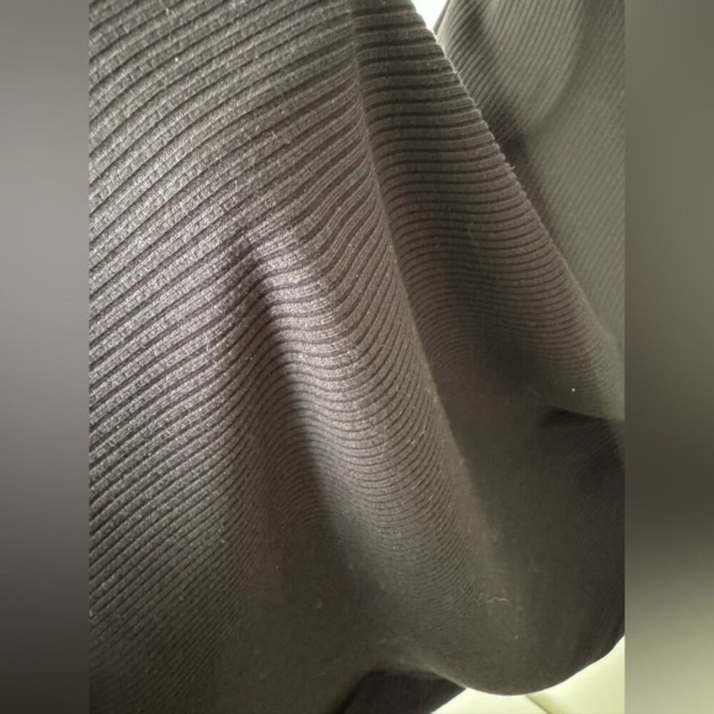 H&M Ribbed Dress - Picture 2 of 5
